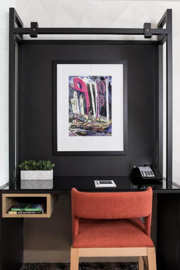 Deluxe King Studio with Sofa Bed
