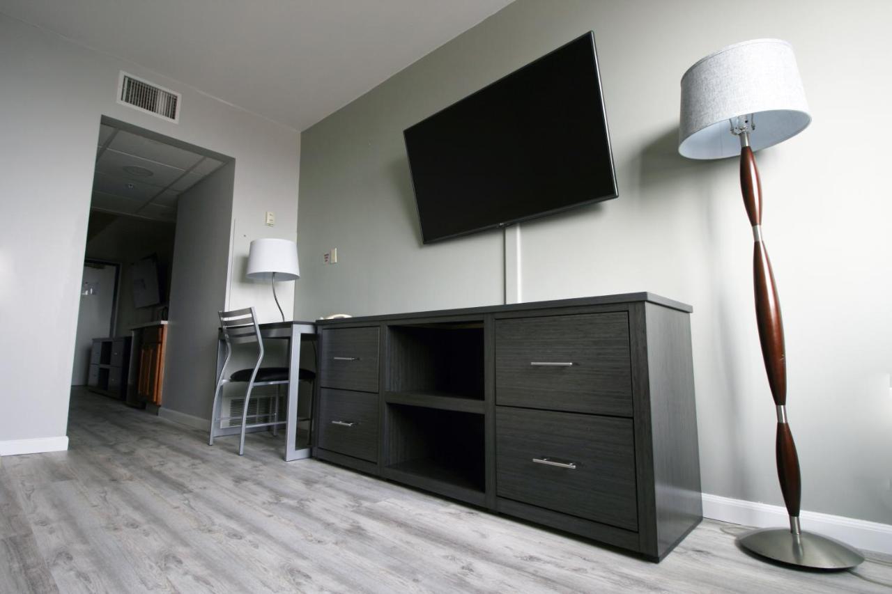 Luxury King Room