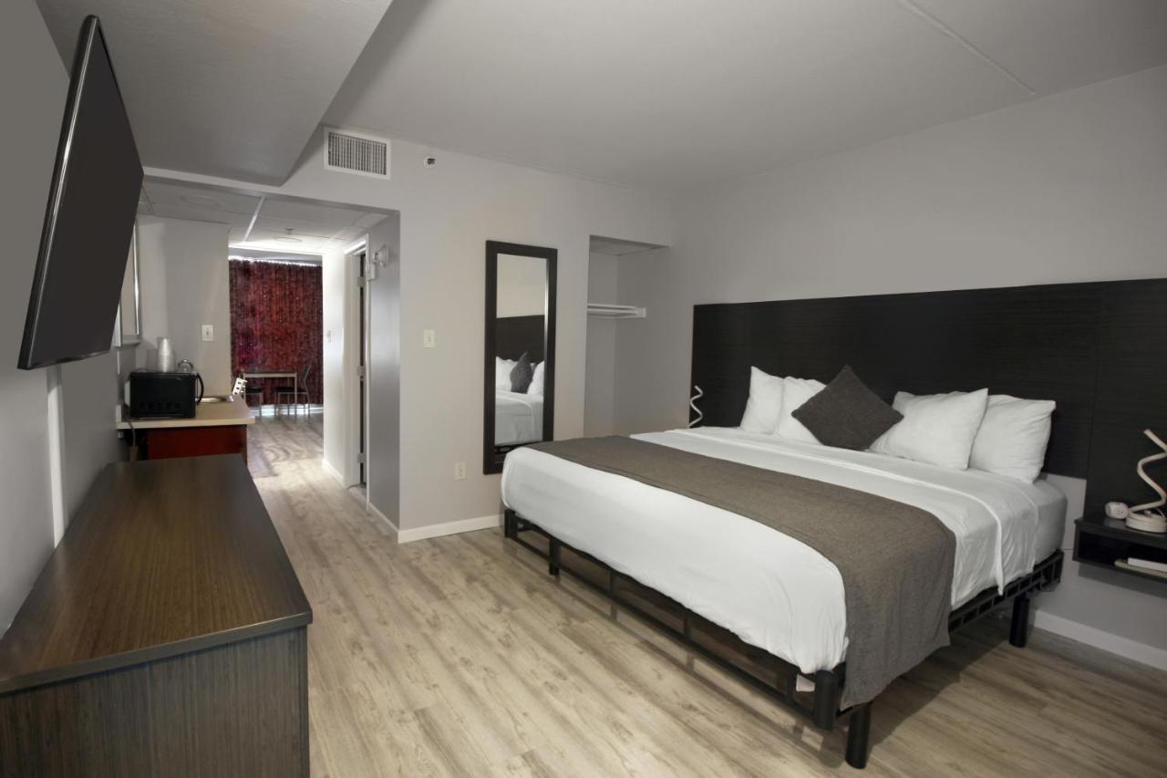 Luxury King Room