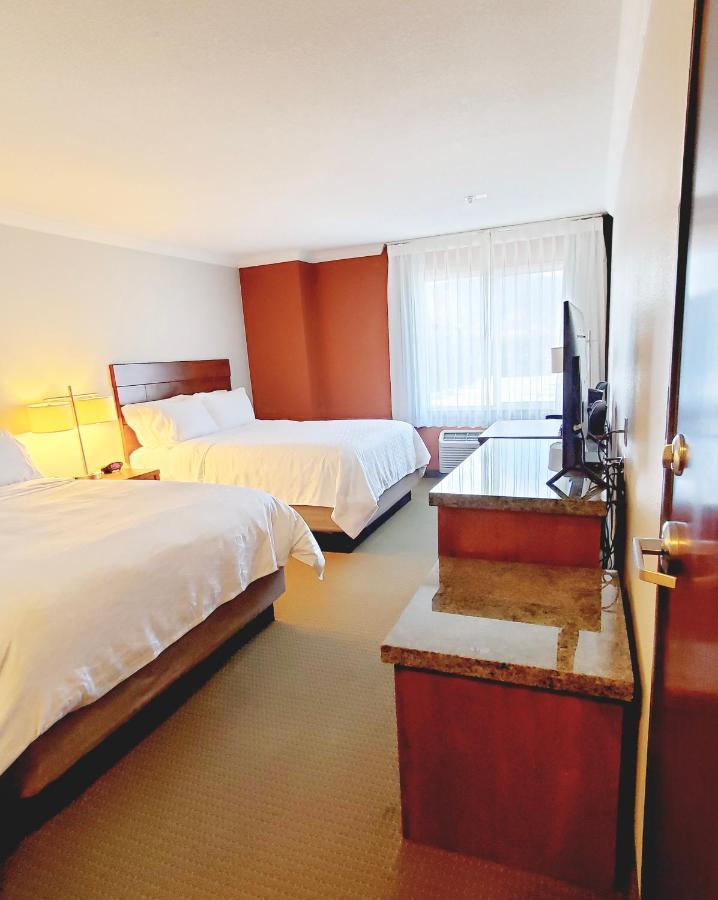 Standard Room Two Queen Beds