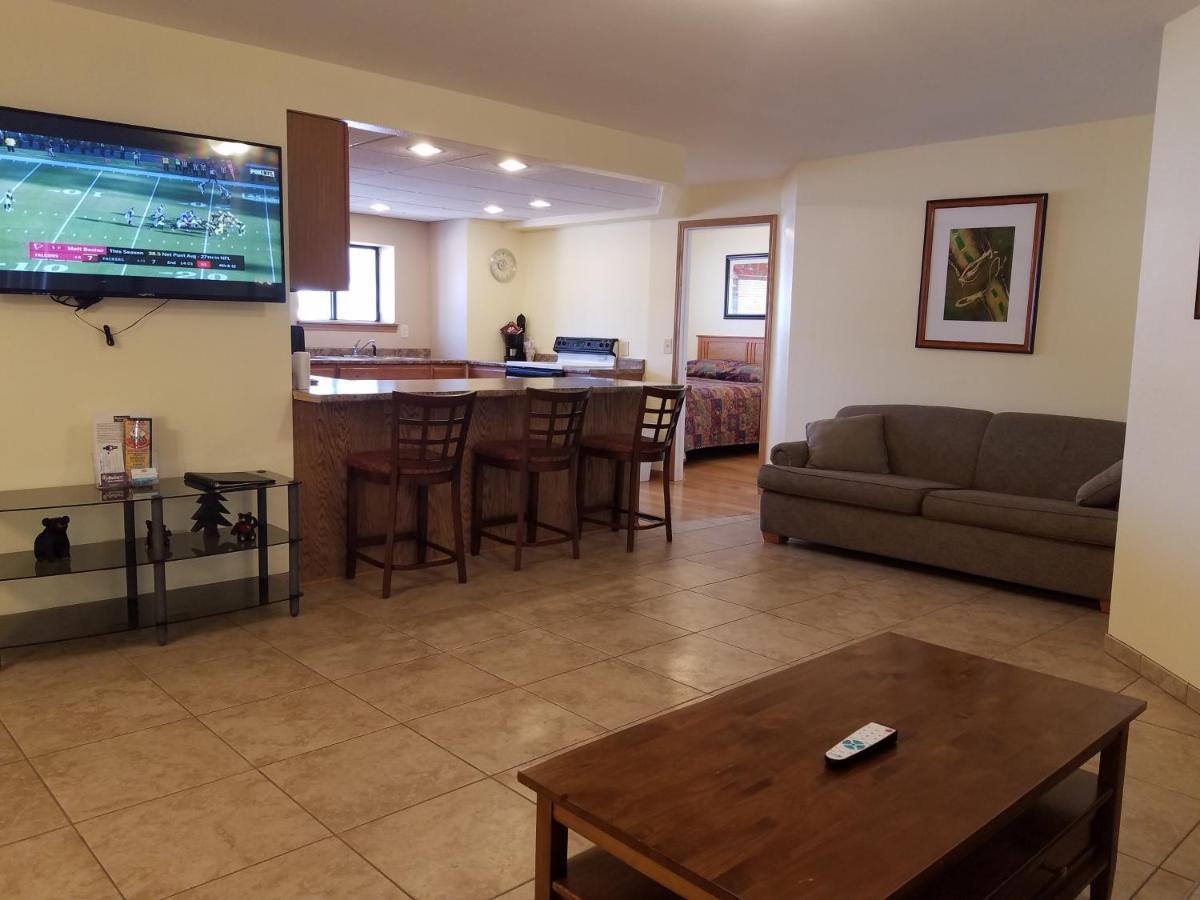 Two-Bedroom Suite
