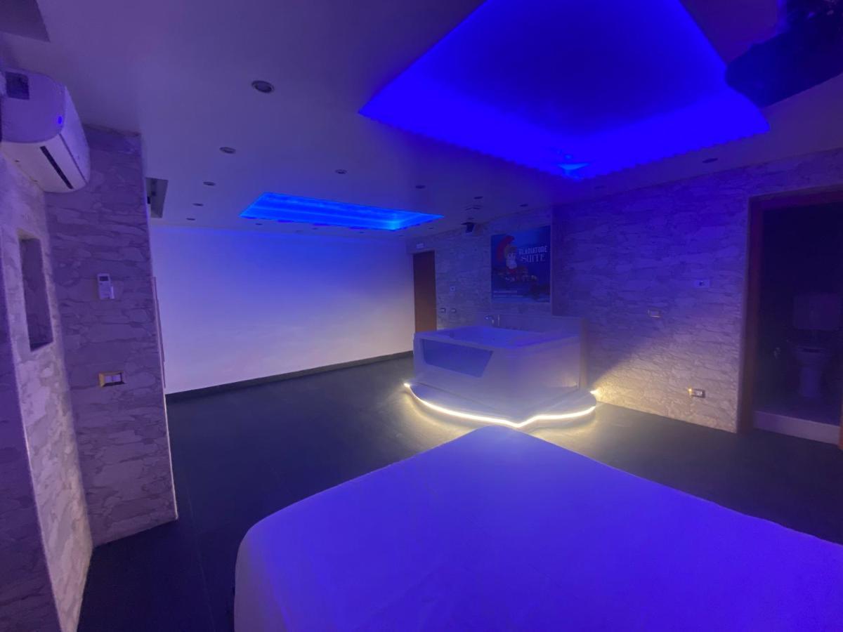 King Suite with Spa Bath