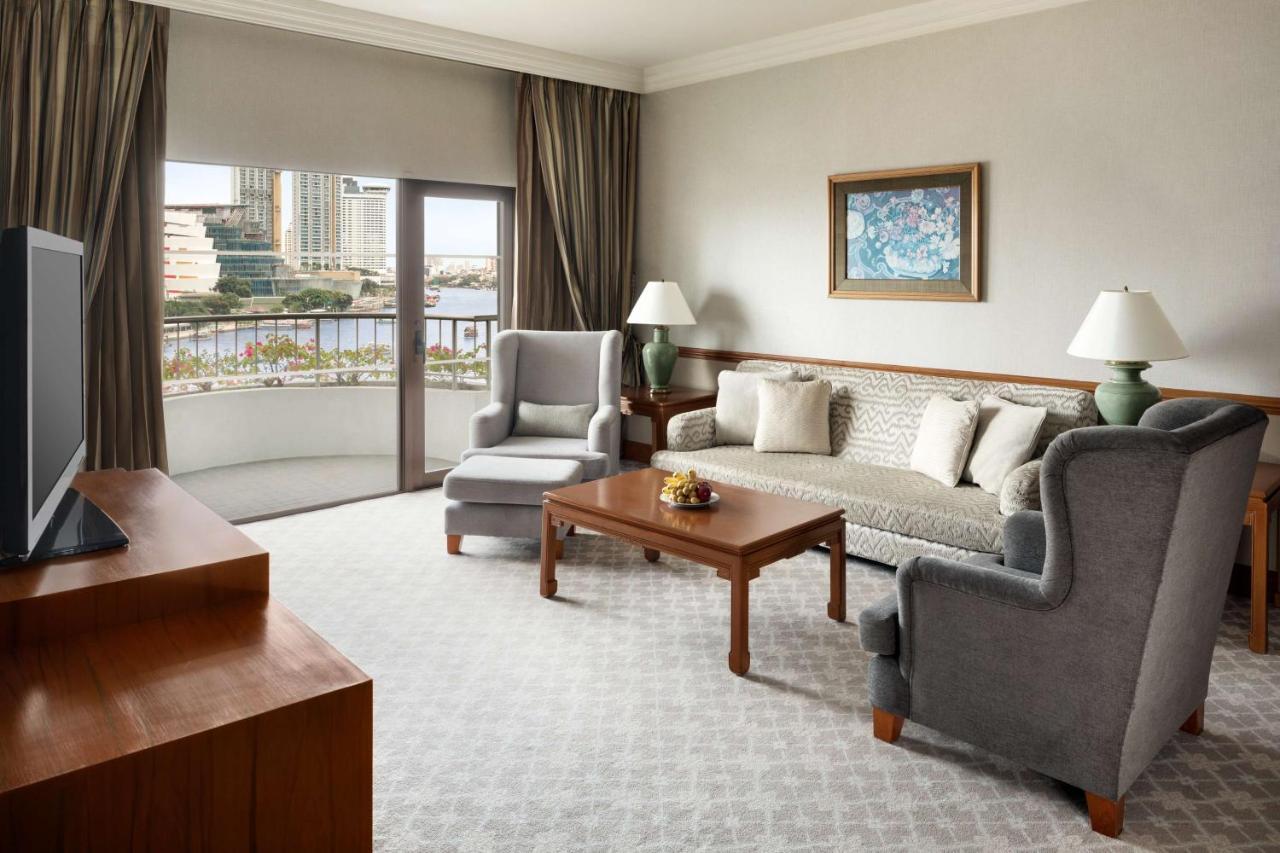 Krungthep Deluxe Suite