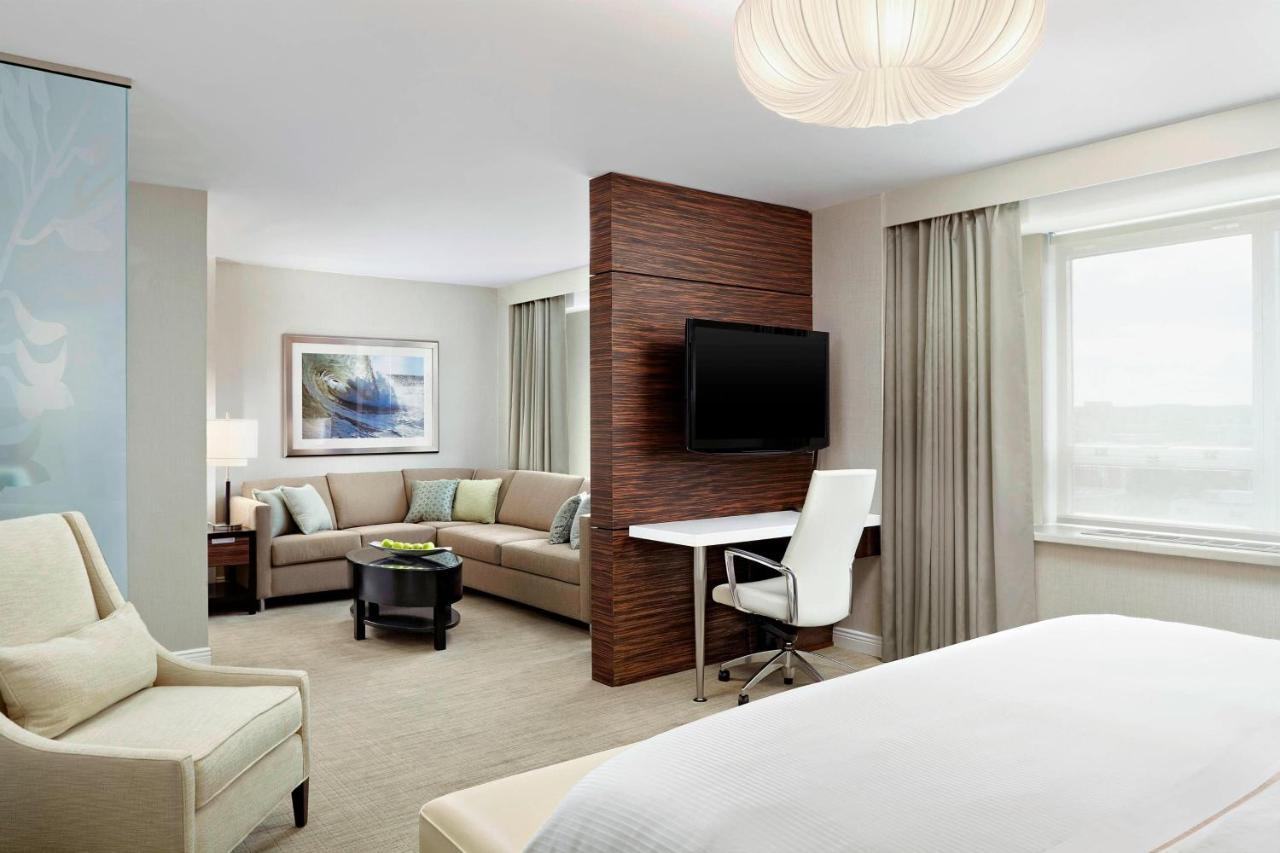 Executive Crown Suite, 1 Bedroom Presidential Suite