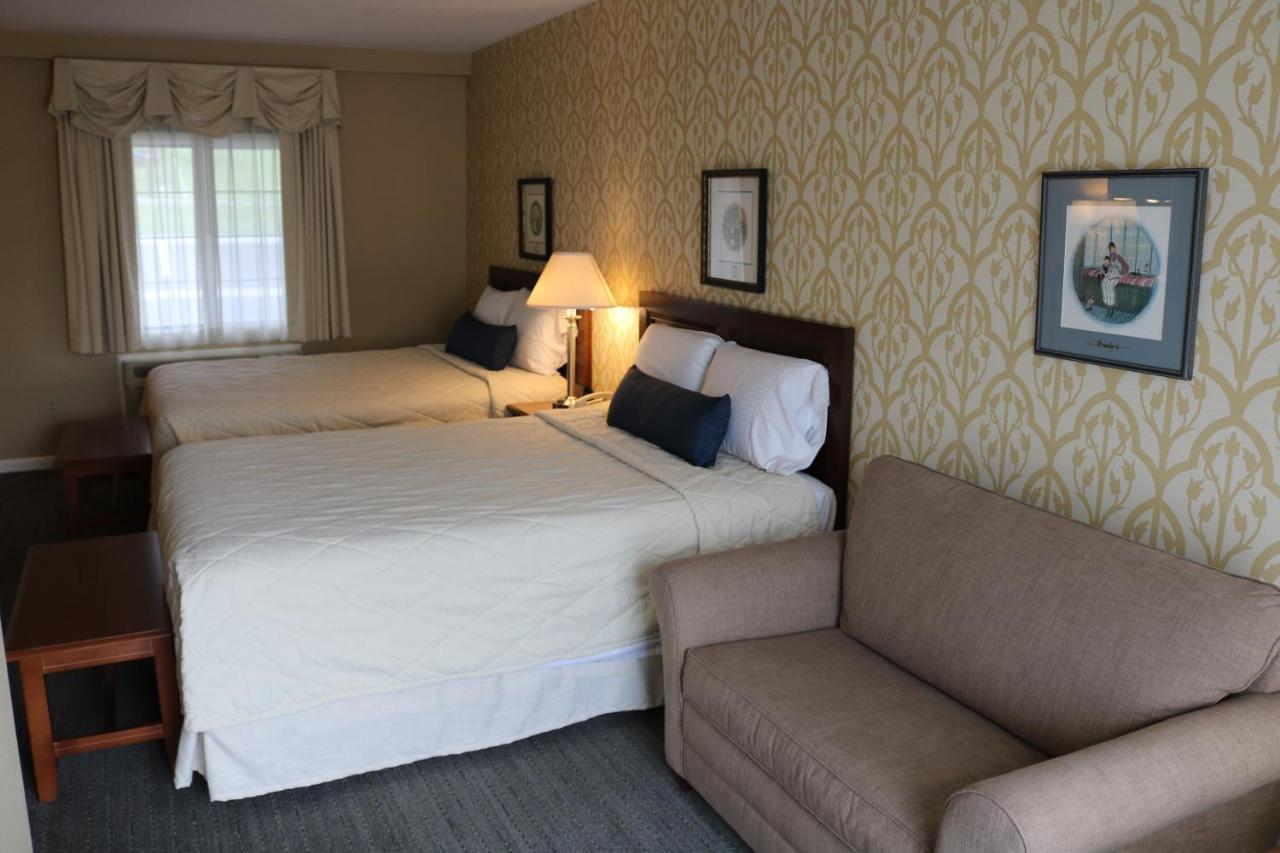 Queen Room Two Queen Beds