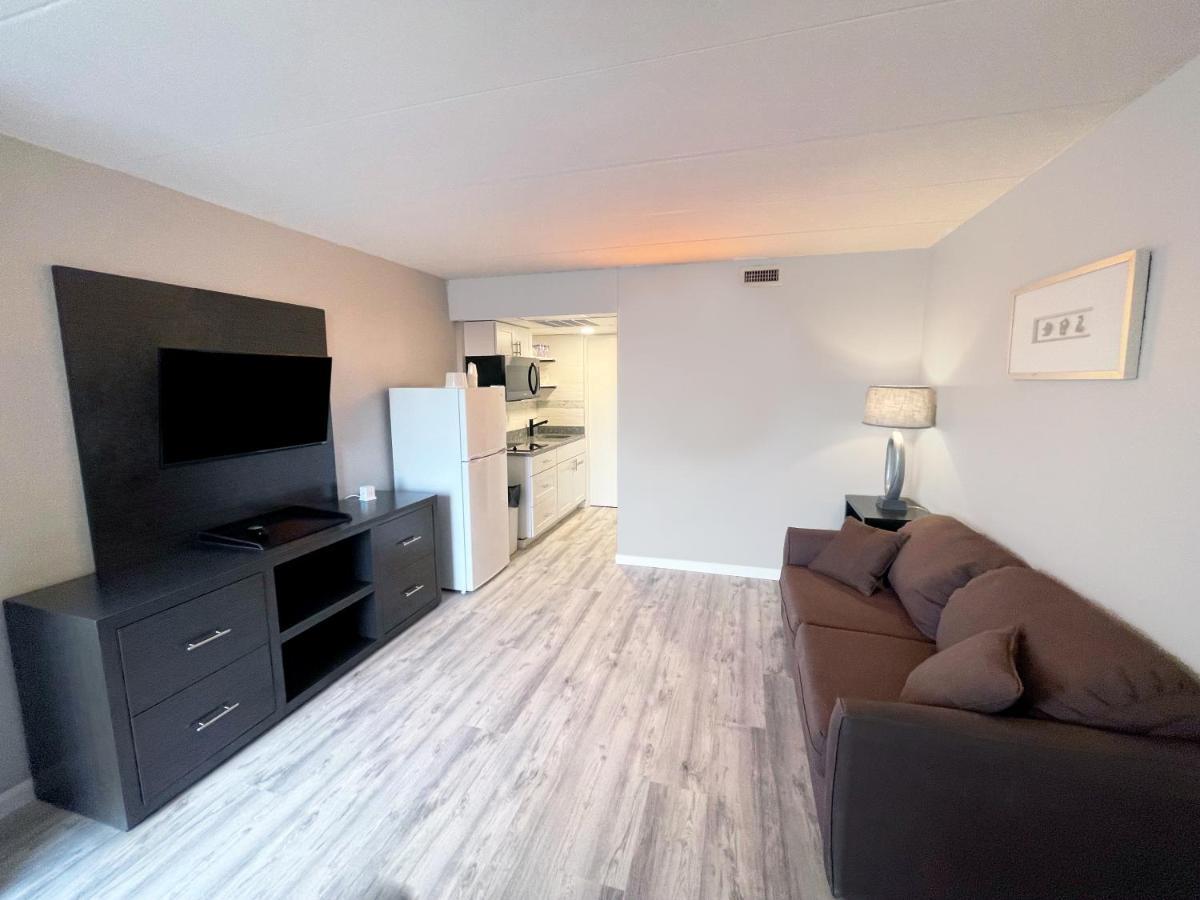 Double Room Two Double Beds Kitchenette