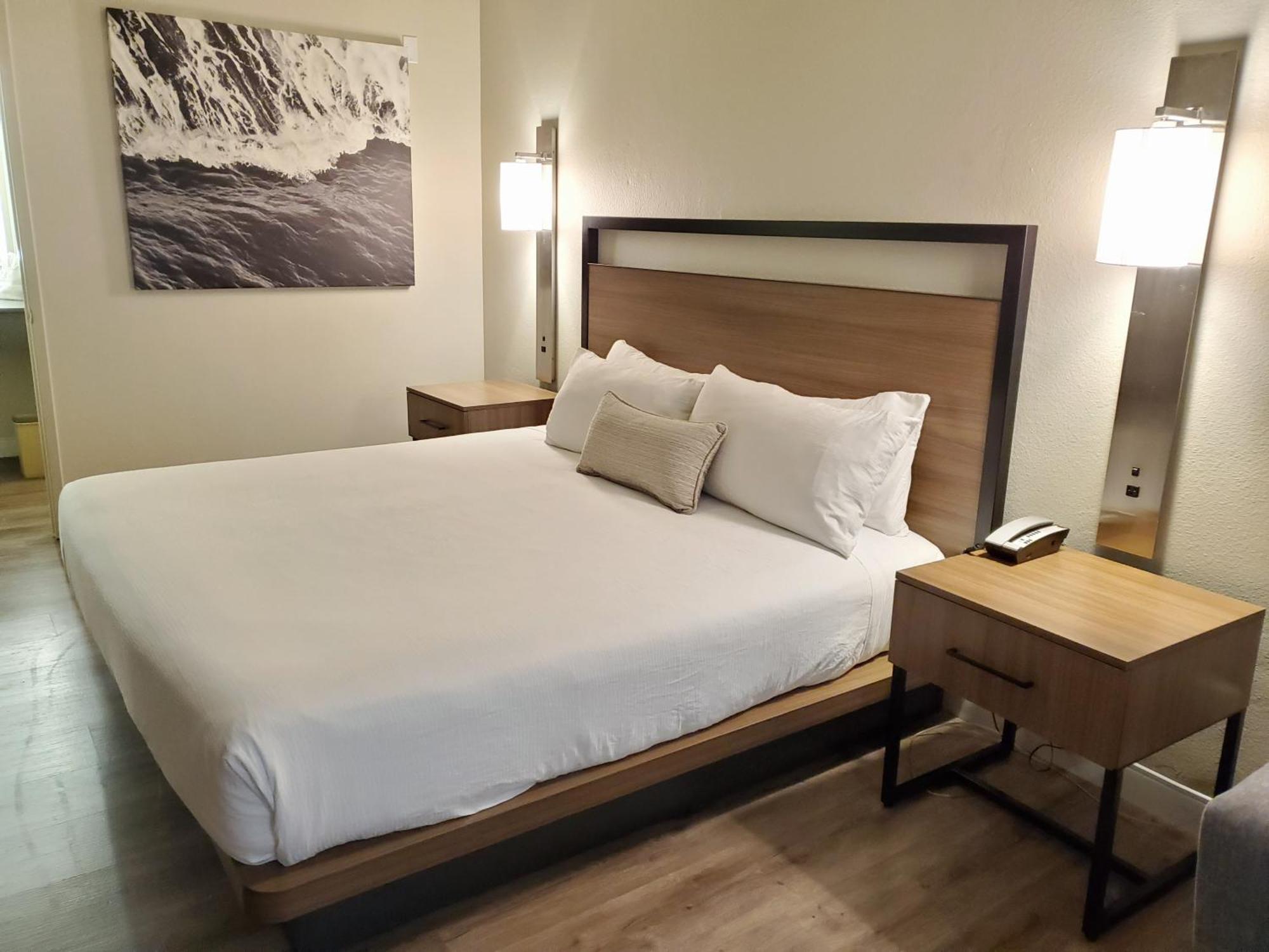 King Room - Mobility Access/Non-Smoking