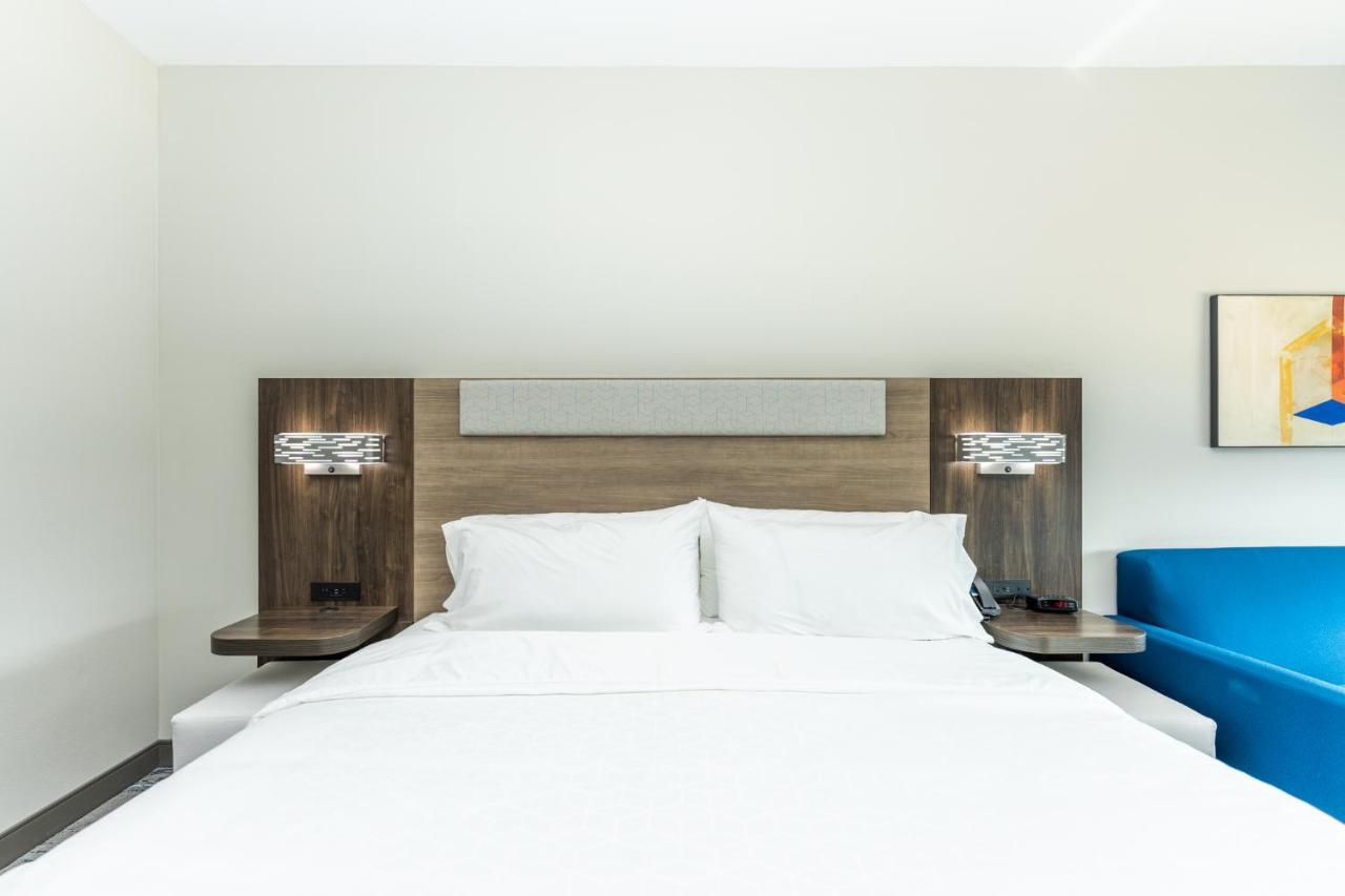 King Room Hearing Accessible