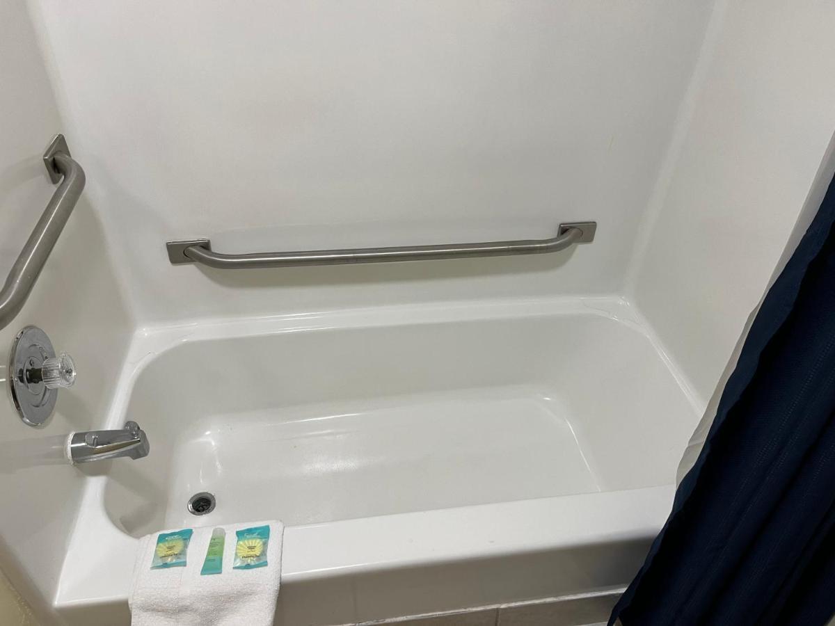 King Room Spa Bath