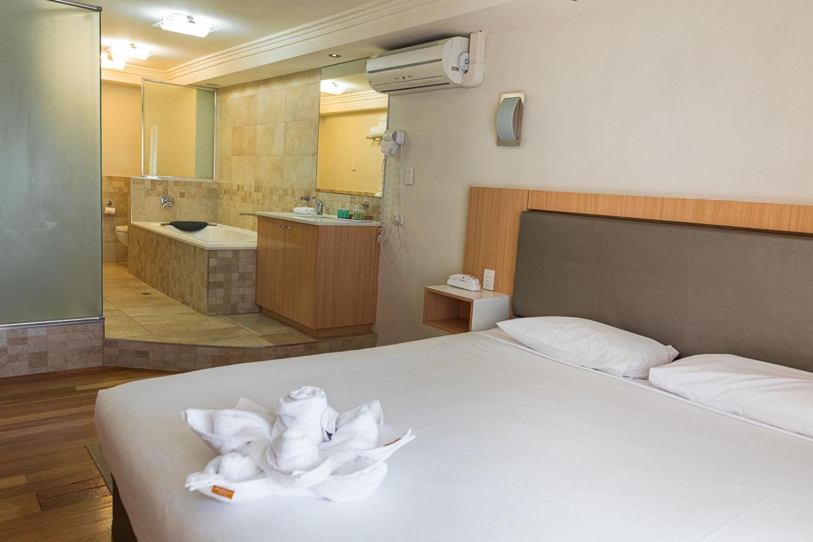 Luxury Suite Spa Bath Non-Smoking Balcony,1219914250:JPEG