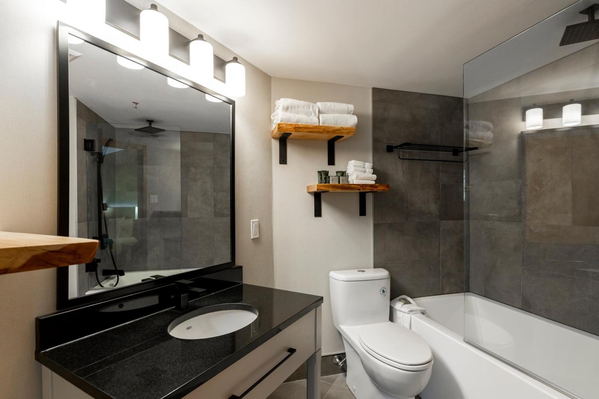 Two-Bedroom Suite