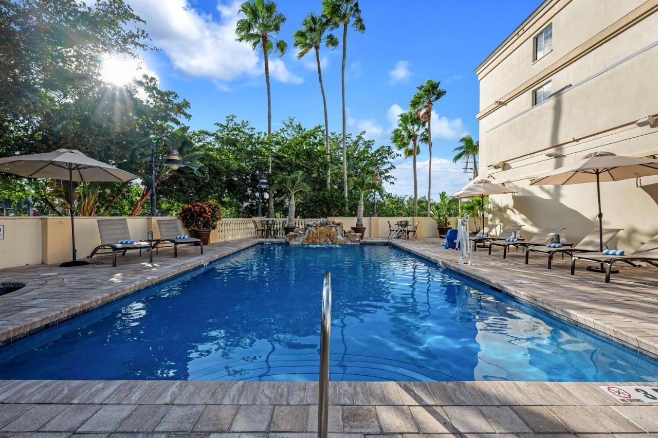 Bay View King Suite