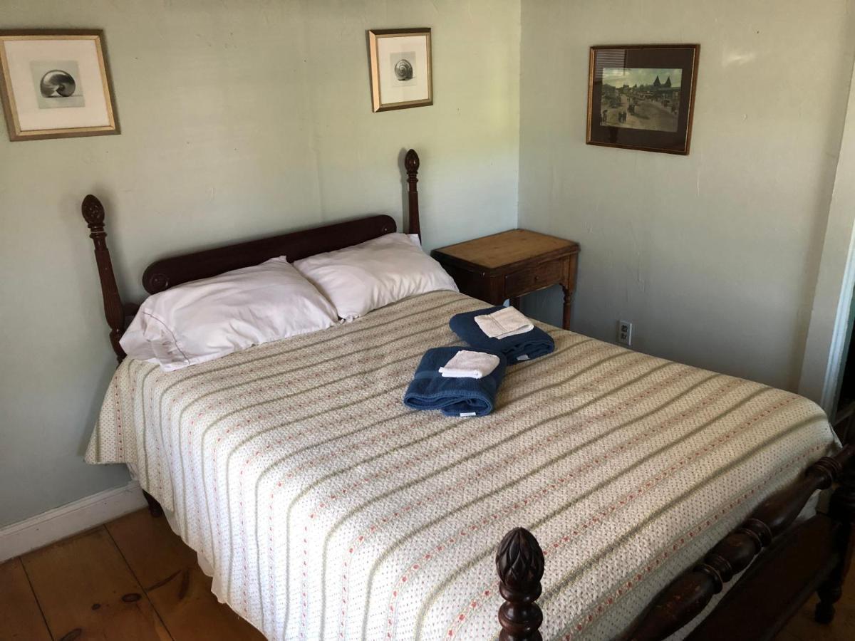 One-Bedroom Bungalow