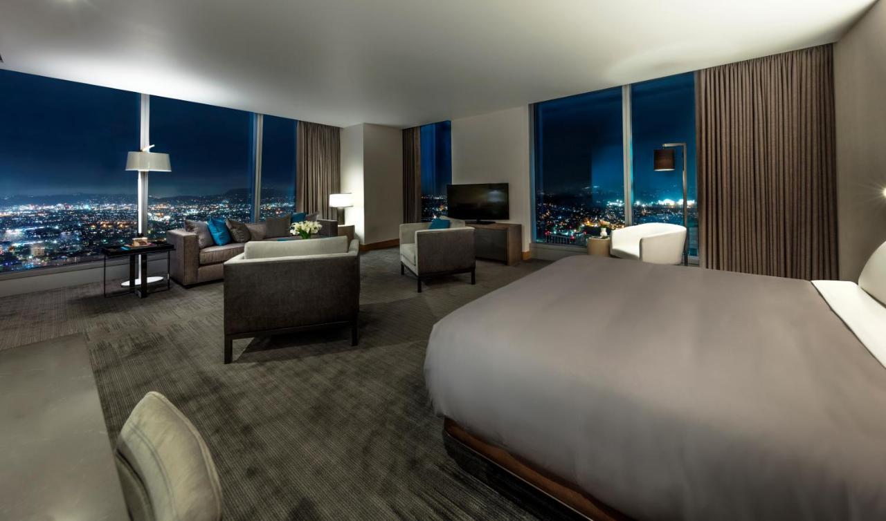 King Suite - Club Floor