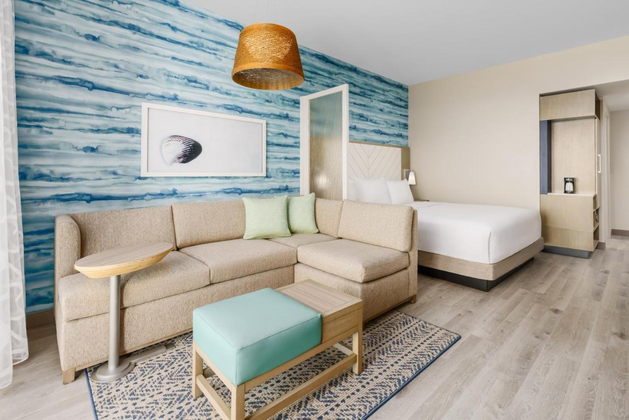 King Room with Sofa Bed