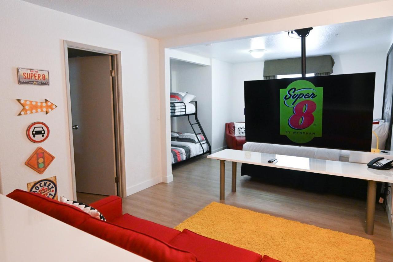 1 King Bed, 1 Twin and 1 Double Bunk Bed, Room 8 Concept Family Ste, Non-Smoking