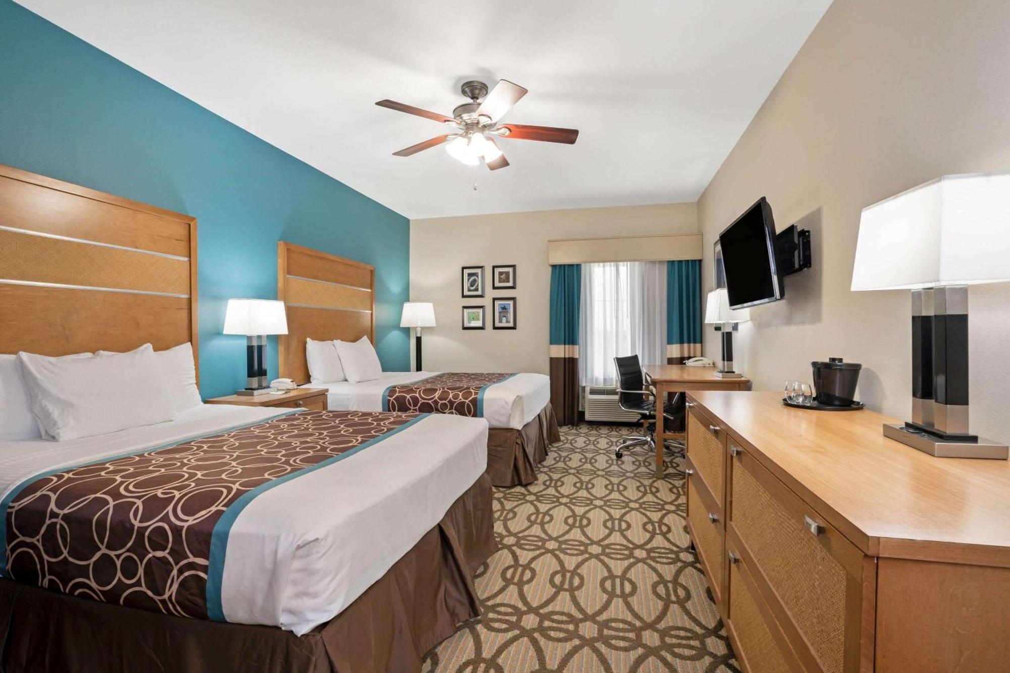 Deluxe Queen Room with Two Queen Beds
