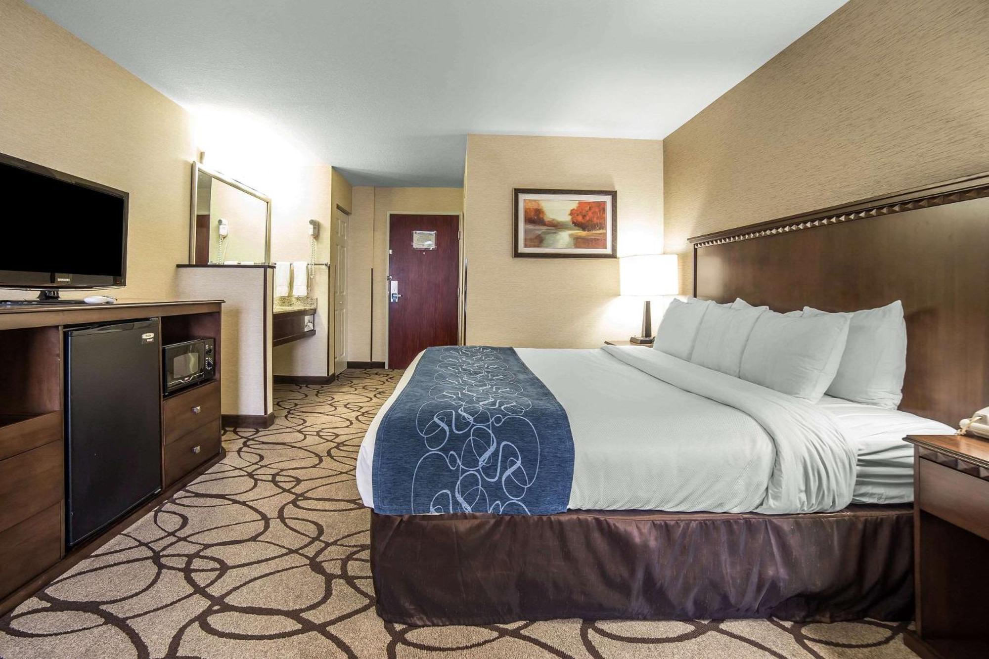 King Suite Non-Smoking