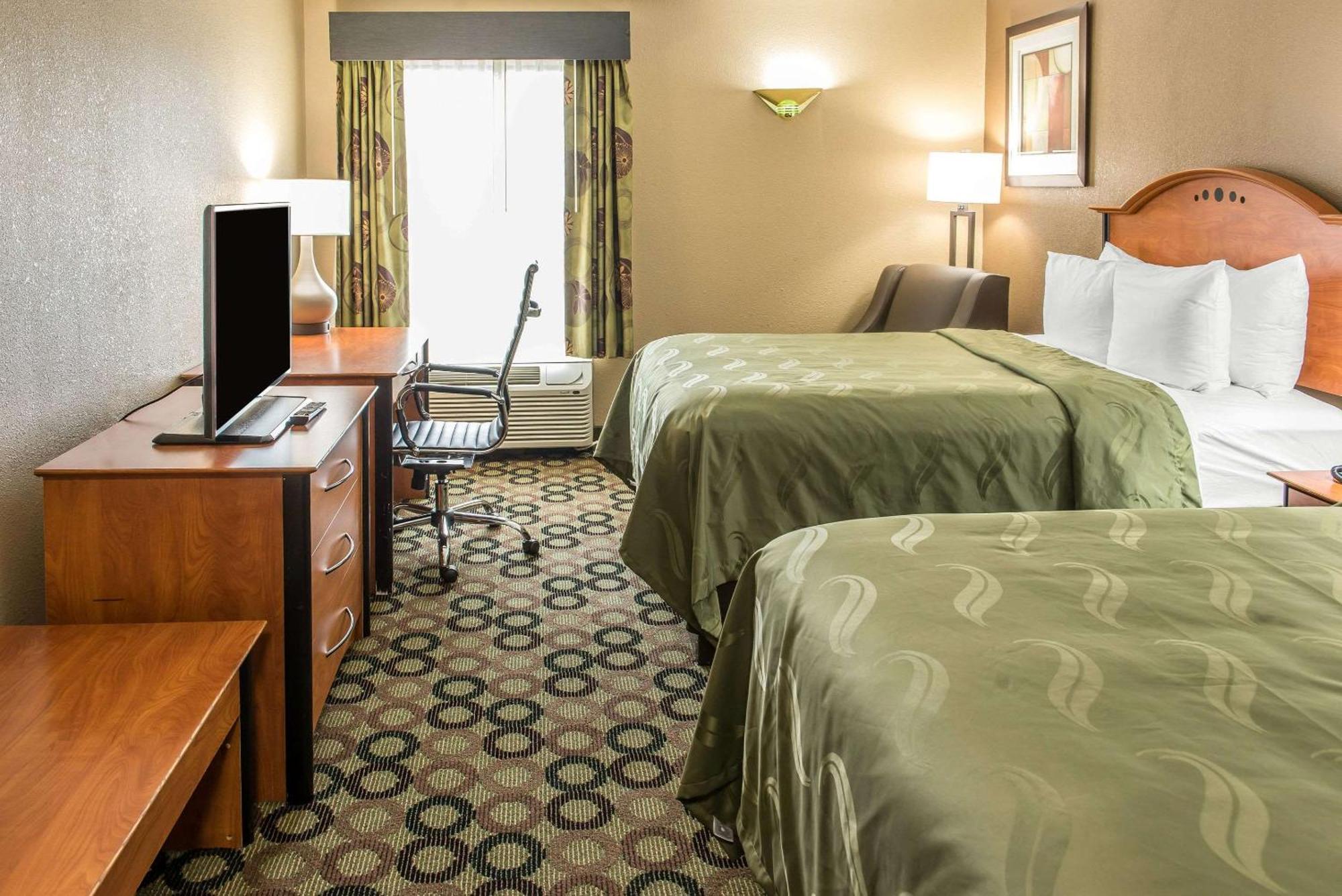 Standard Queen Room Two Queen Beds Non Smoking