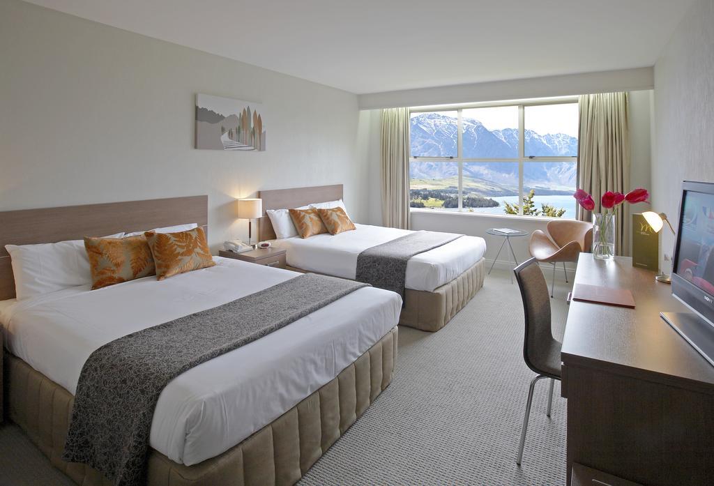 Standard Lake View Room with Two Queen Beds
