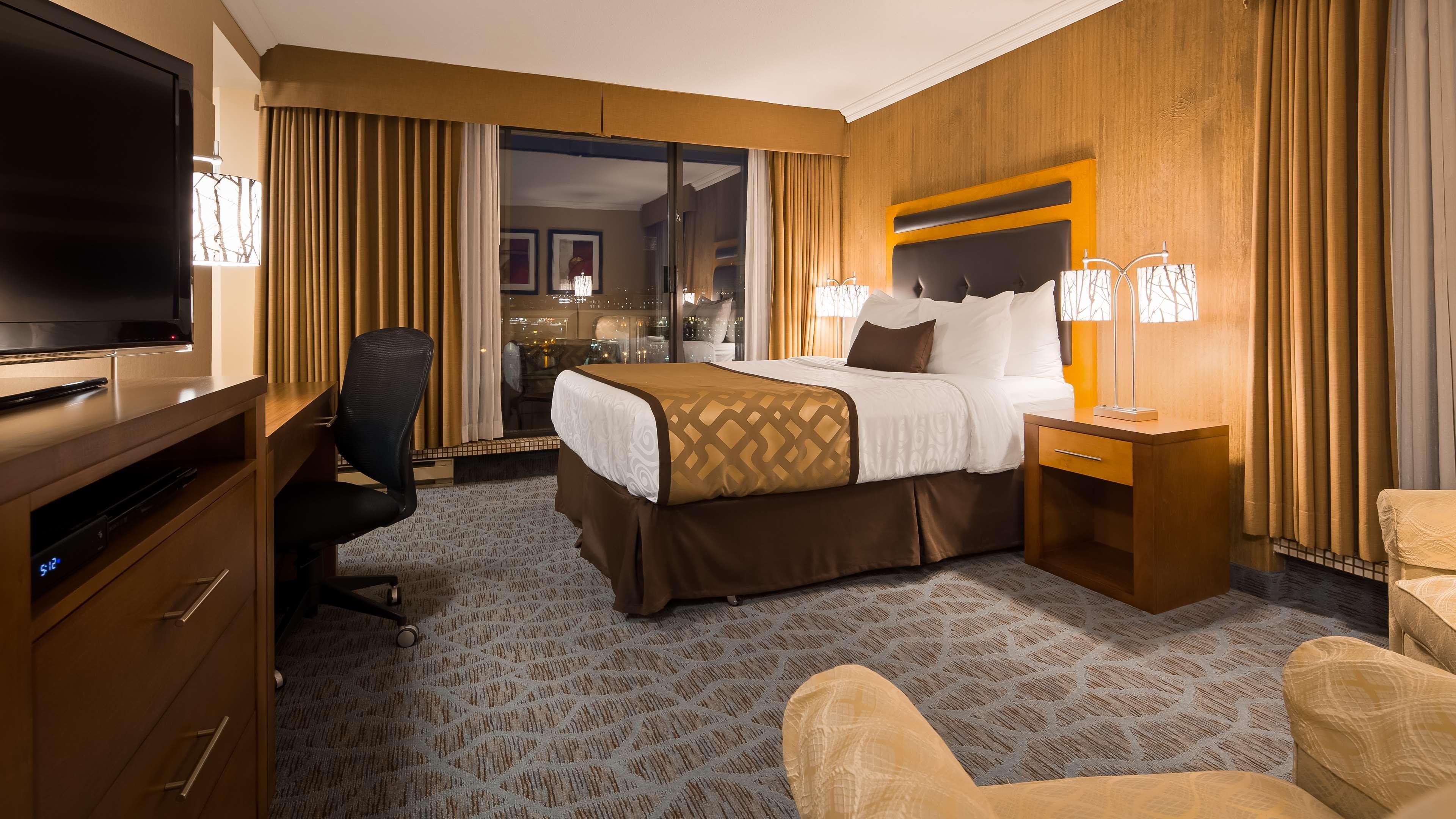 Queen Room with Park View with Balcony - Non smoking