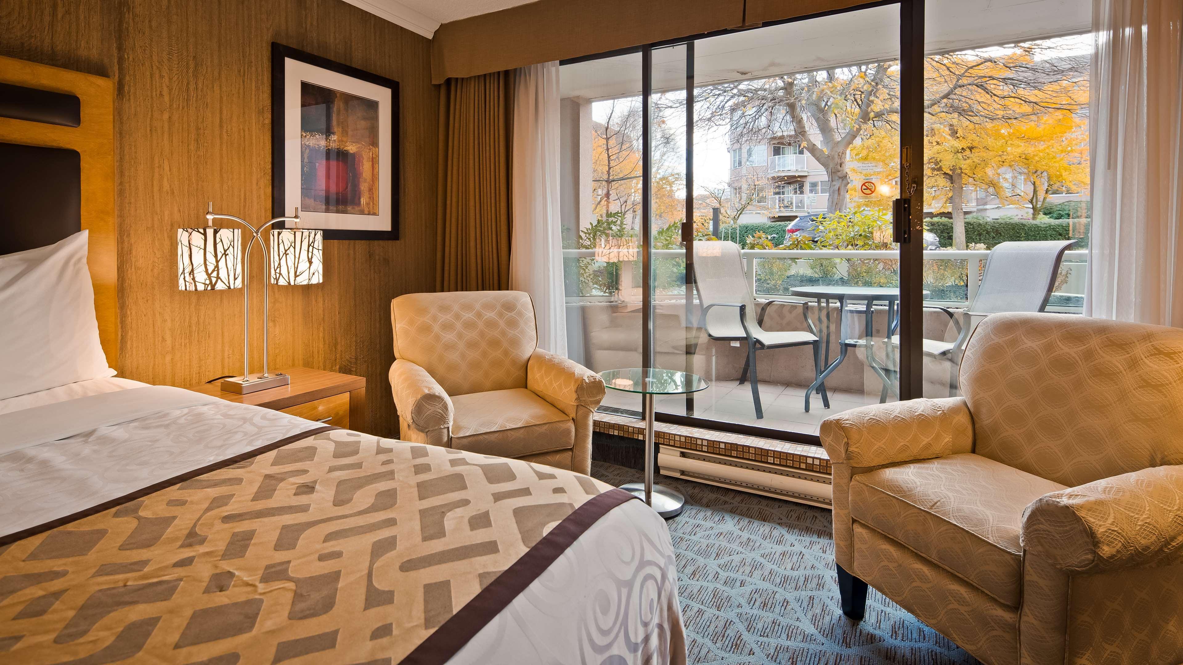King Room with Patio - Non smoking