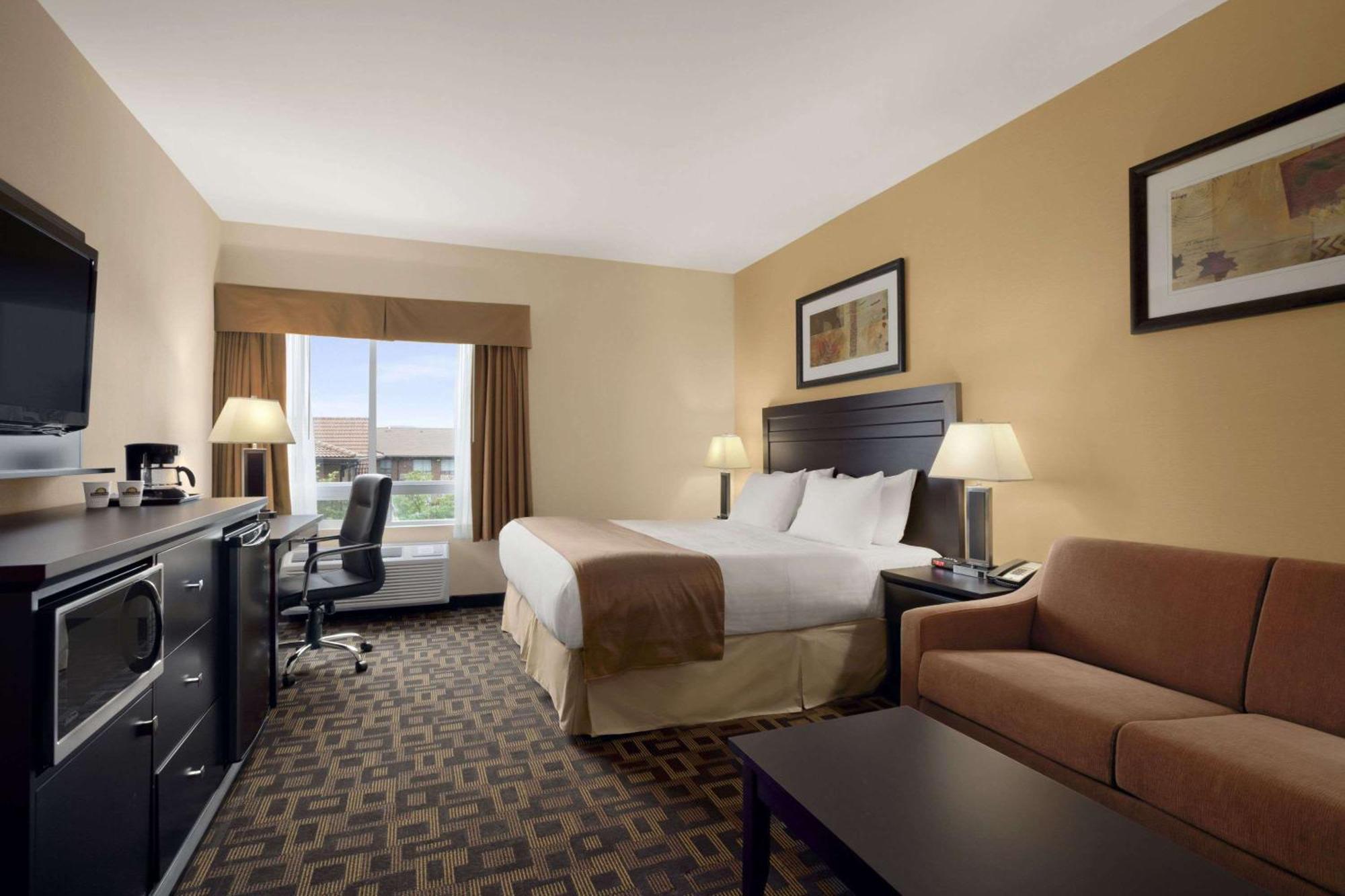 King Room,1277517451:JPEG