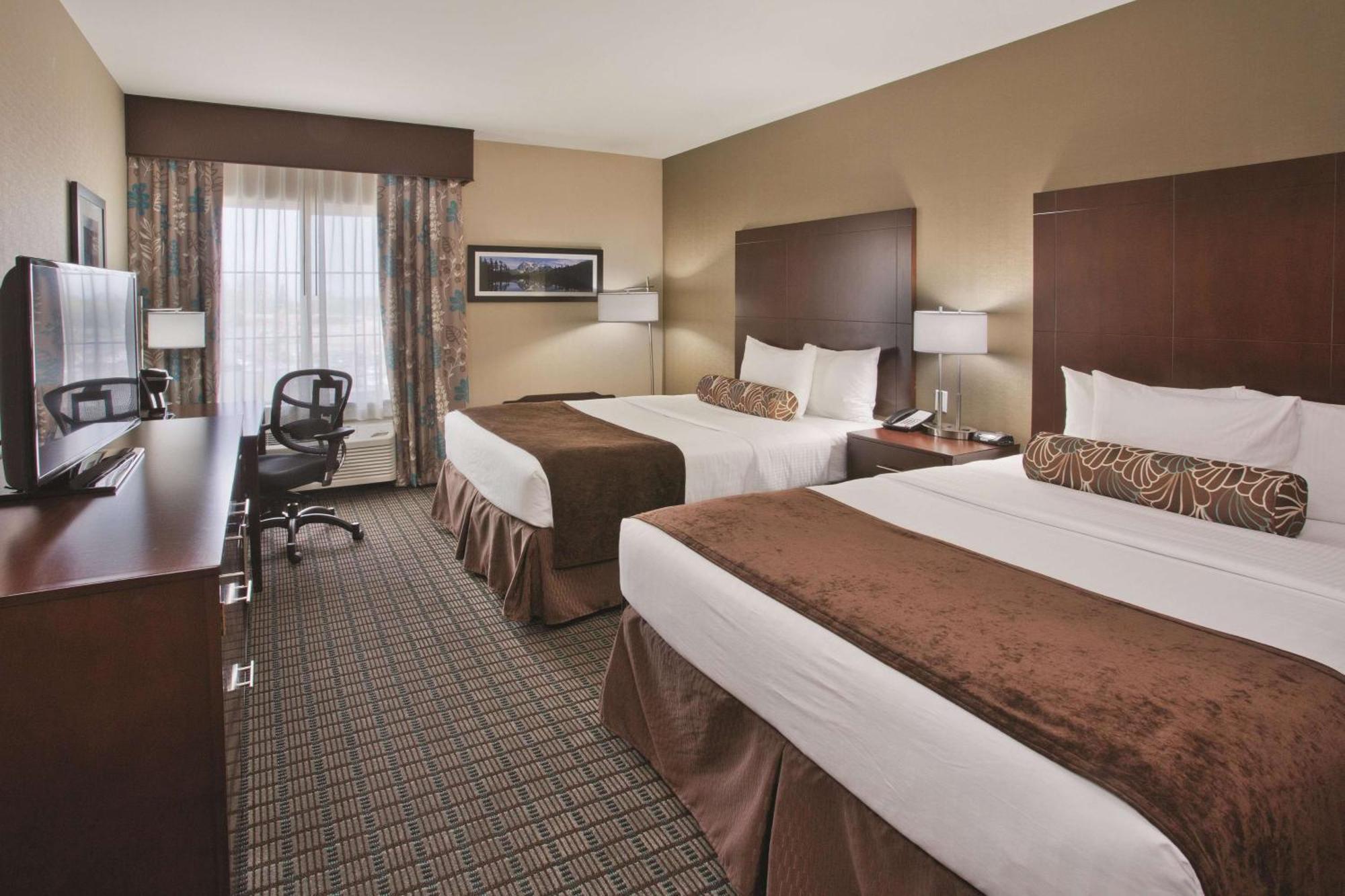 Deluxe Double Room Two Double Beds