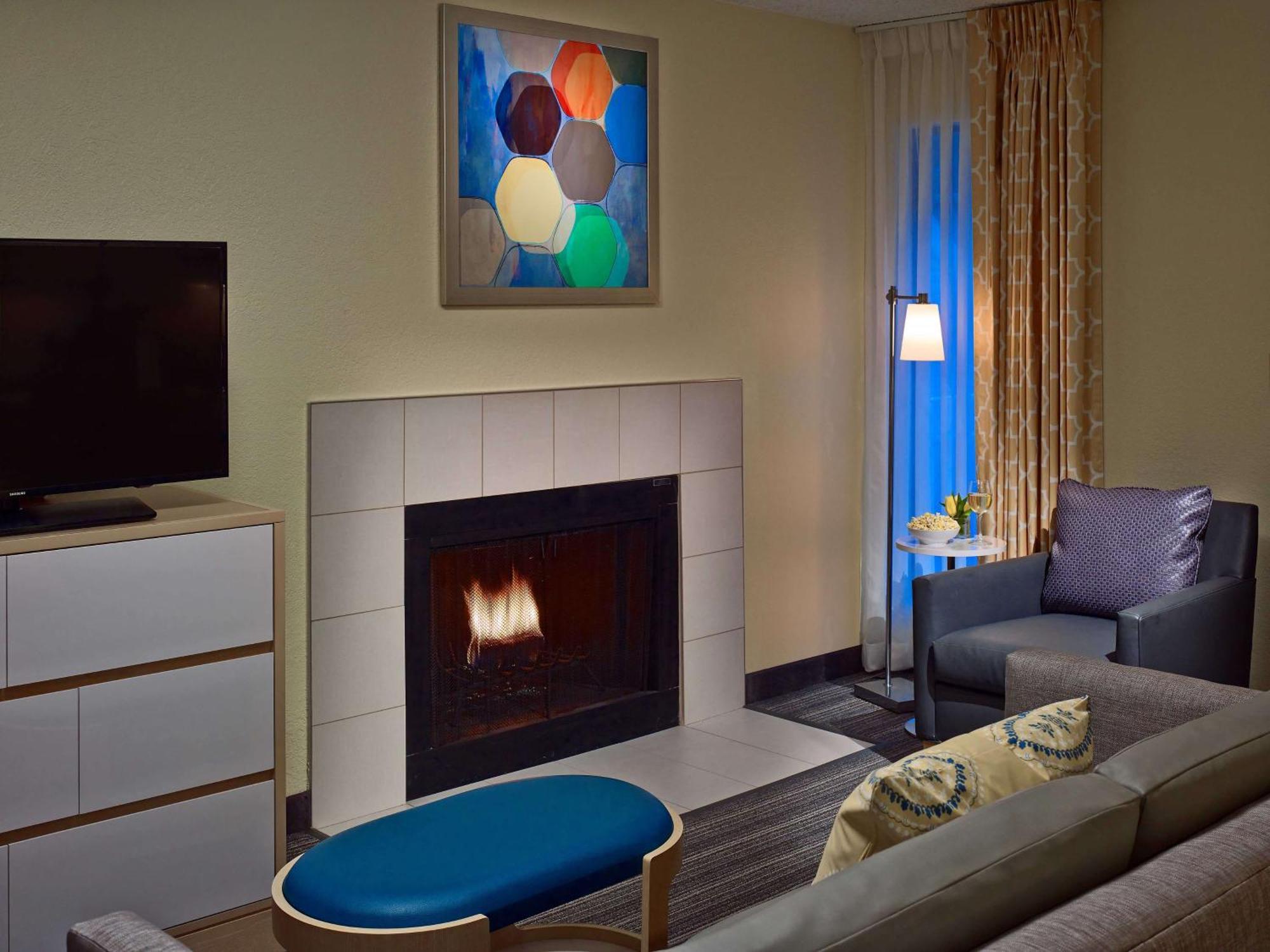 King Studio Suite