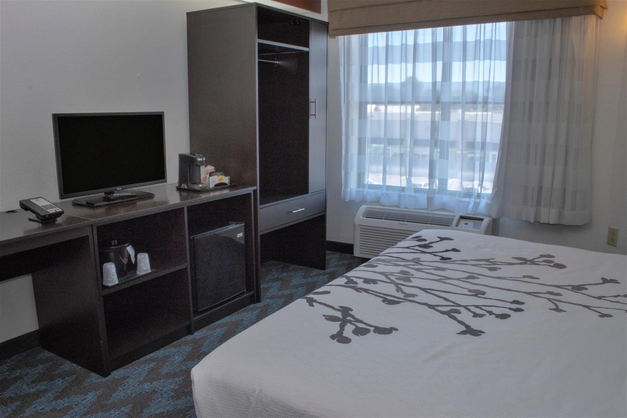 King Room - Non-Smoking