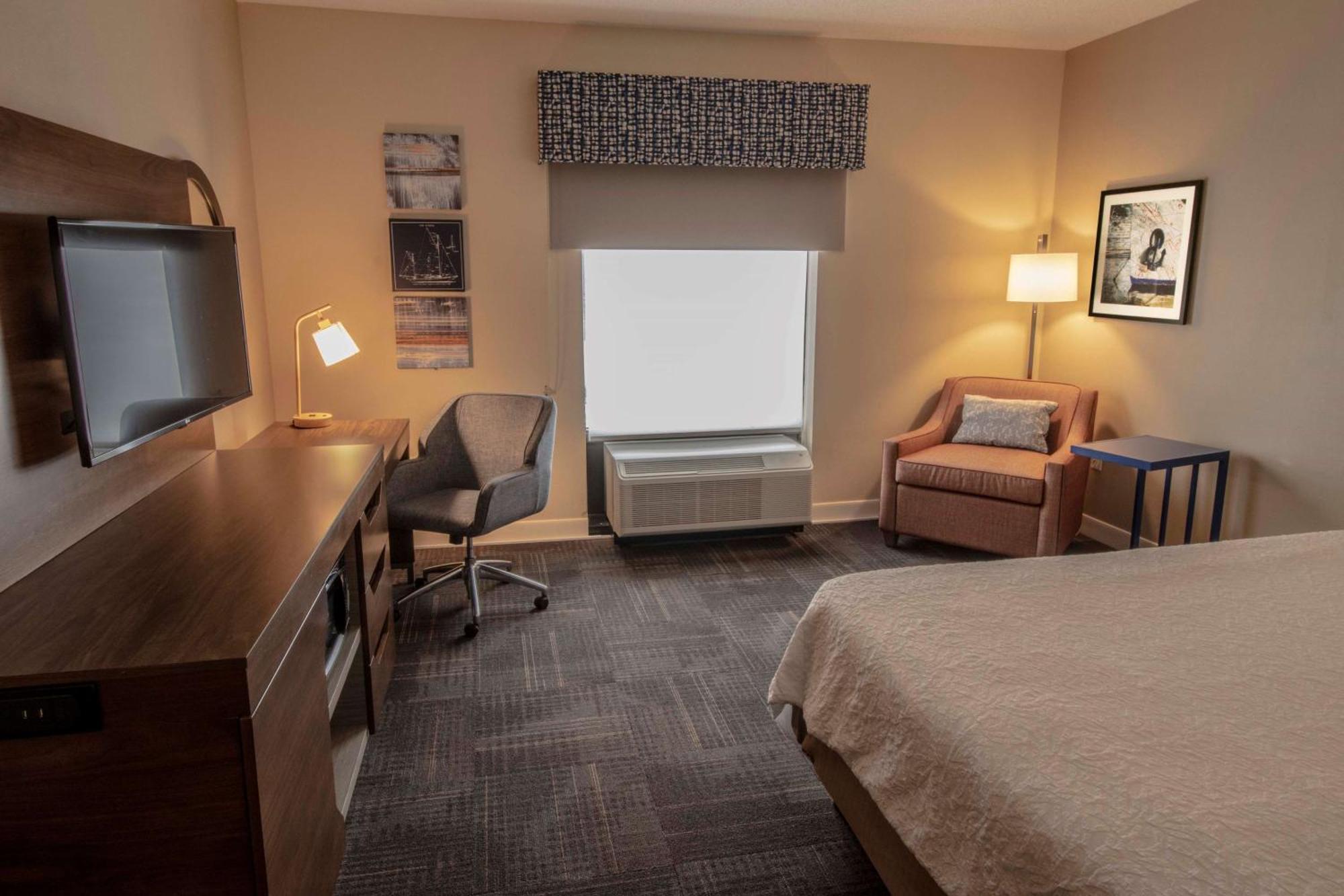 King Room King Bed Non-Smoking
