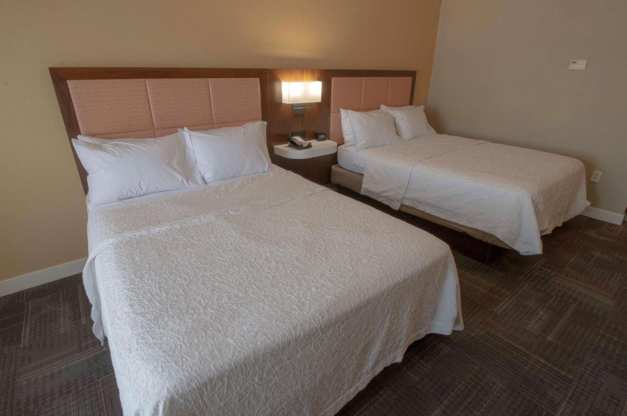 Queen Room Two Queen Beds Mobility Hearing Access or Non-Smoking