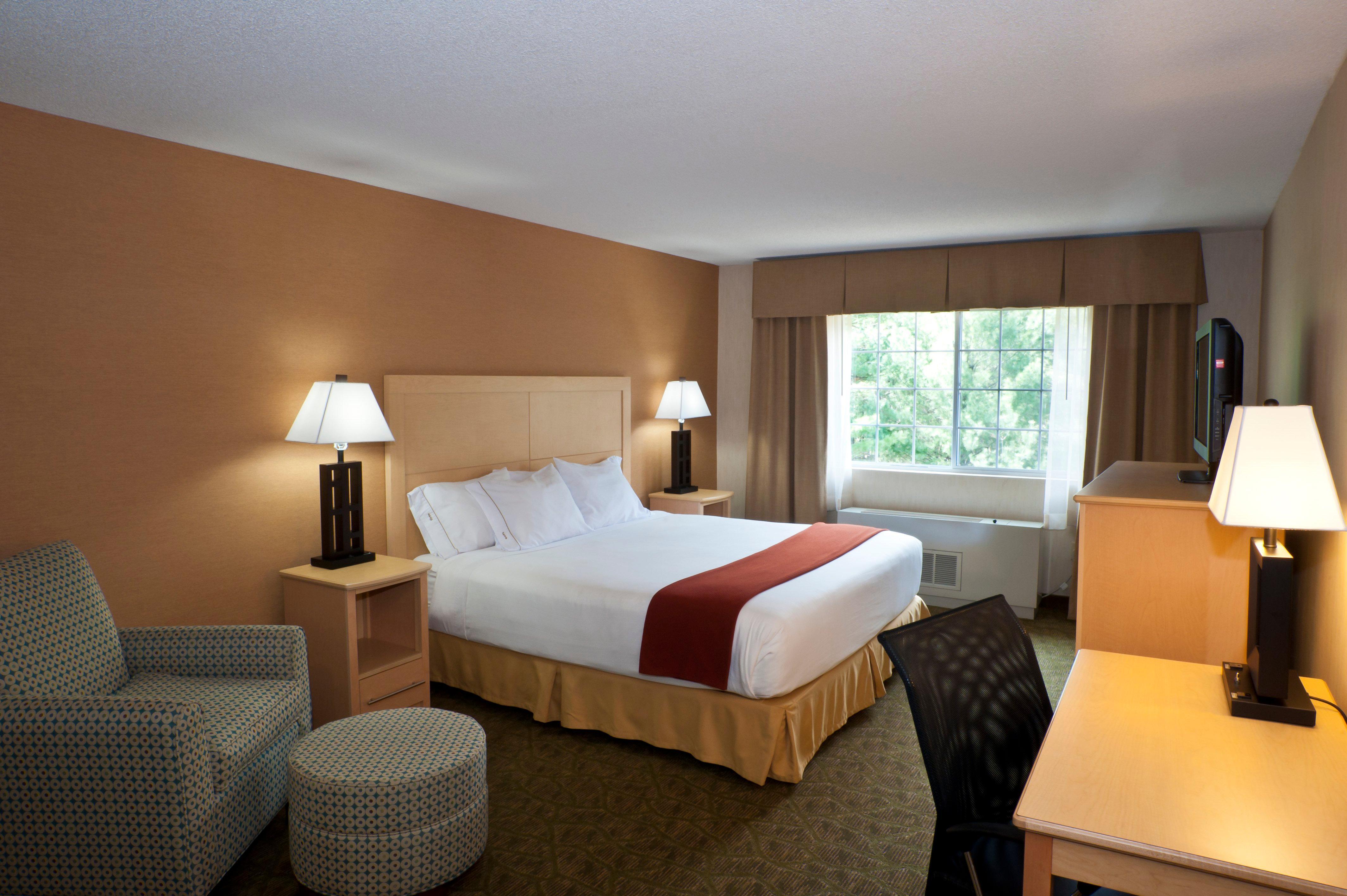 Standard King Room