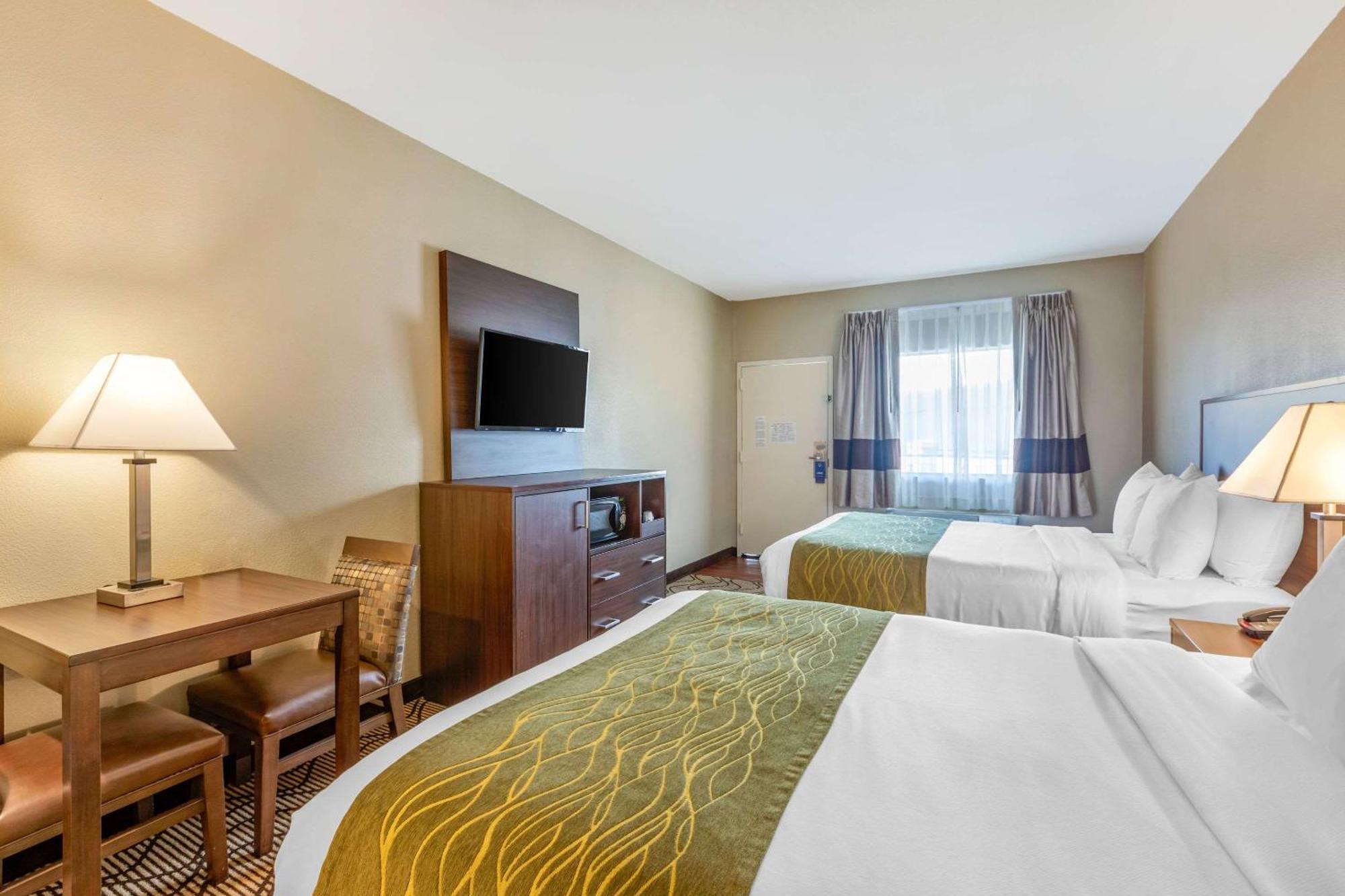 Standard Room 2 Queen Beds Non Smoking