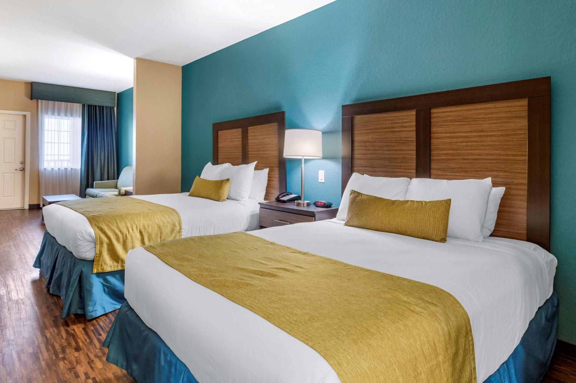 Suite with Balcony