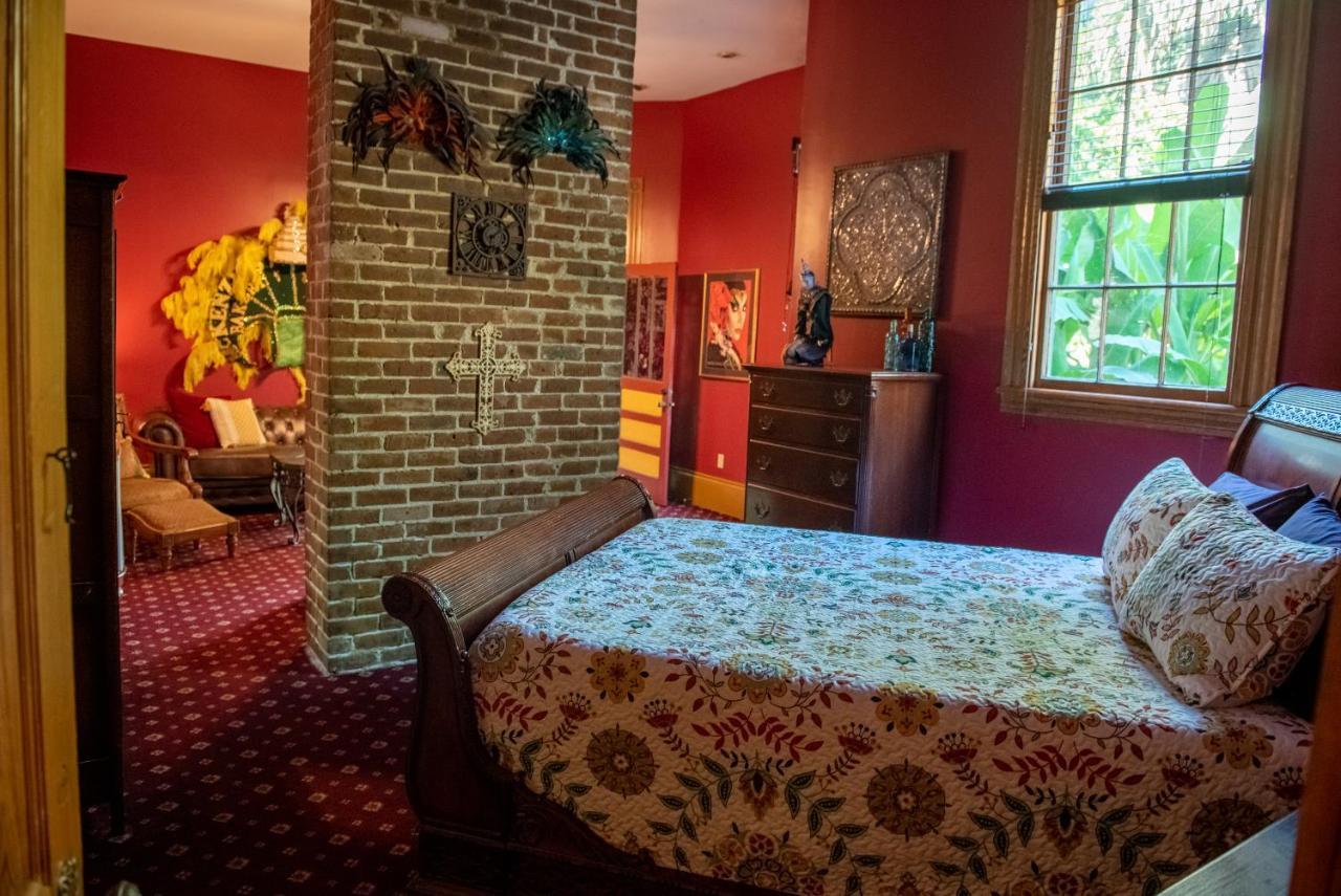 Queen Suite