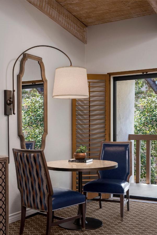 Garden or Fountain View Room, Two Queen Beds