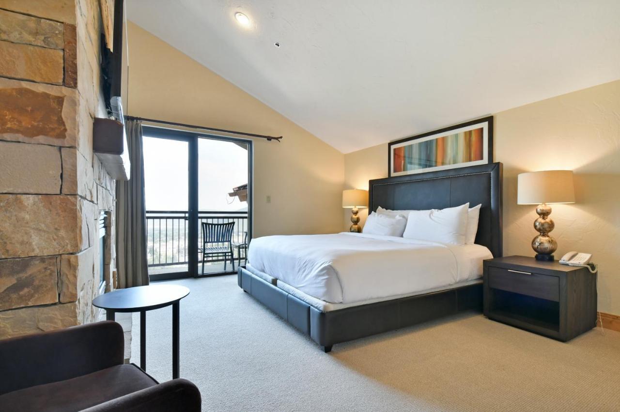 Three-Bedroom Apartment - Penthouse