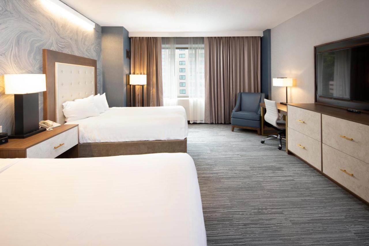 Mountain Deluxe Room 2 Queens Non Smoking