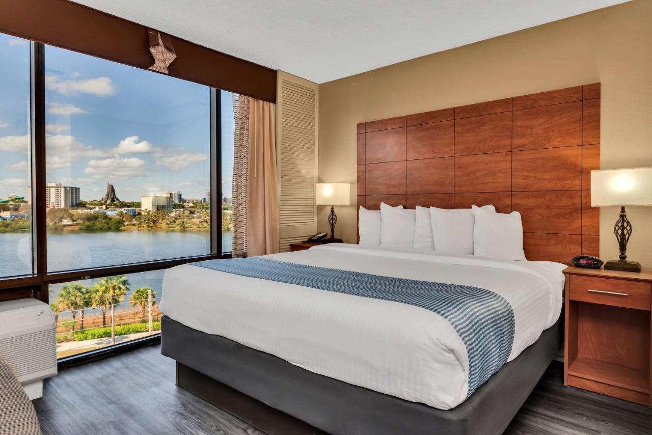 King Suite with Sofa Bed - Non-Smoking