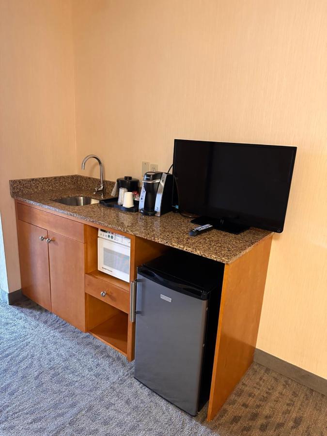 Queen Room - Disability Access