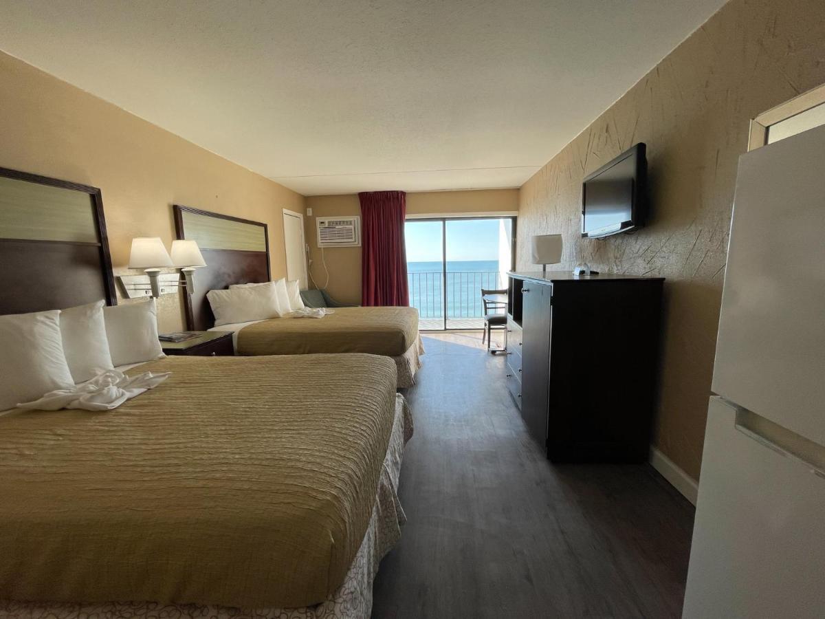 Oceanfront Room Two Queen Beds,1400065799:JPEG