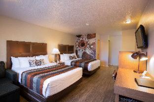 Queen Room with Two Queen Beds - Non-Smoking