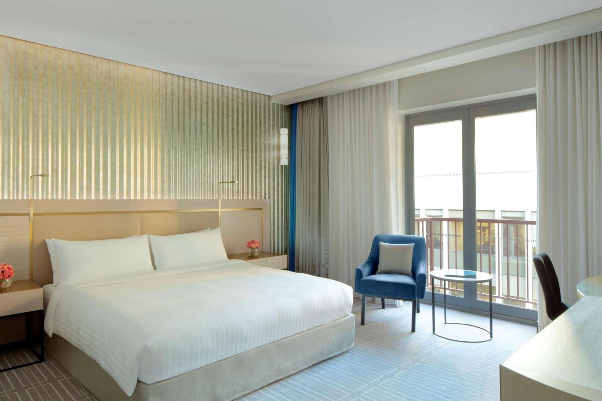 Deluxe Double Room Balcony,1278799684:JPEG