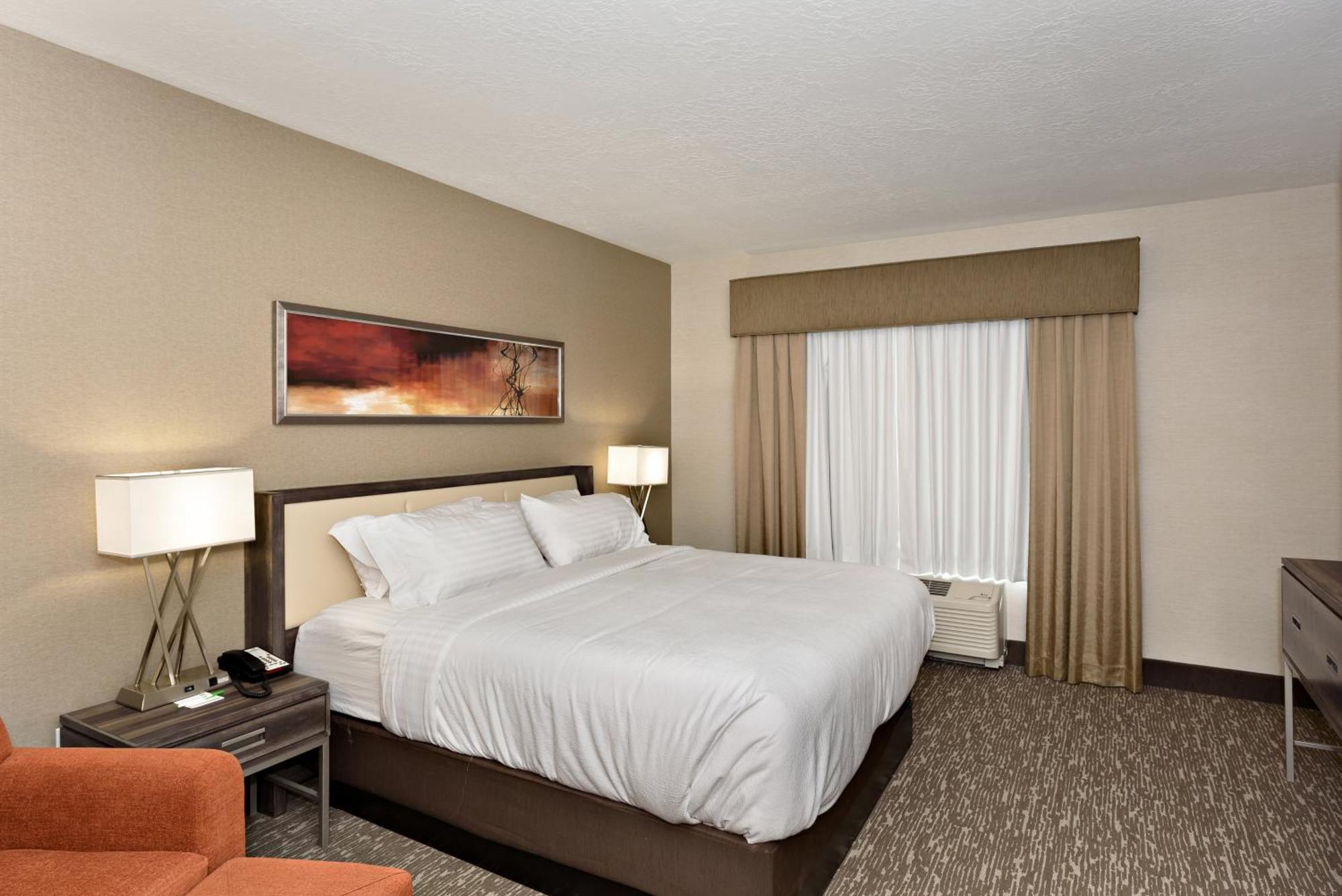 King Room - Hearing Access - Non-Smoking