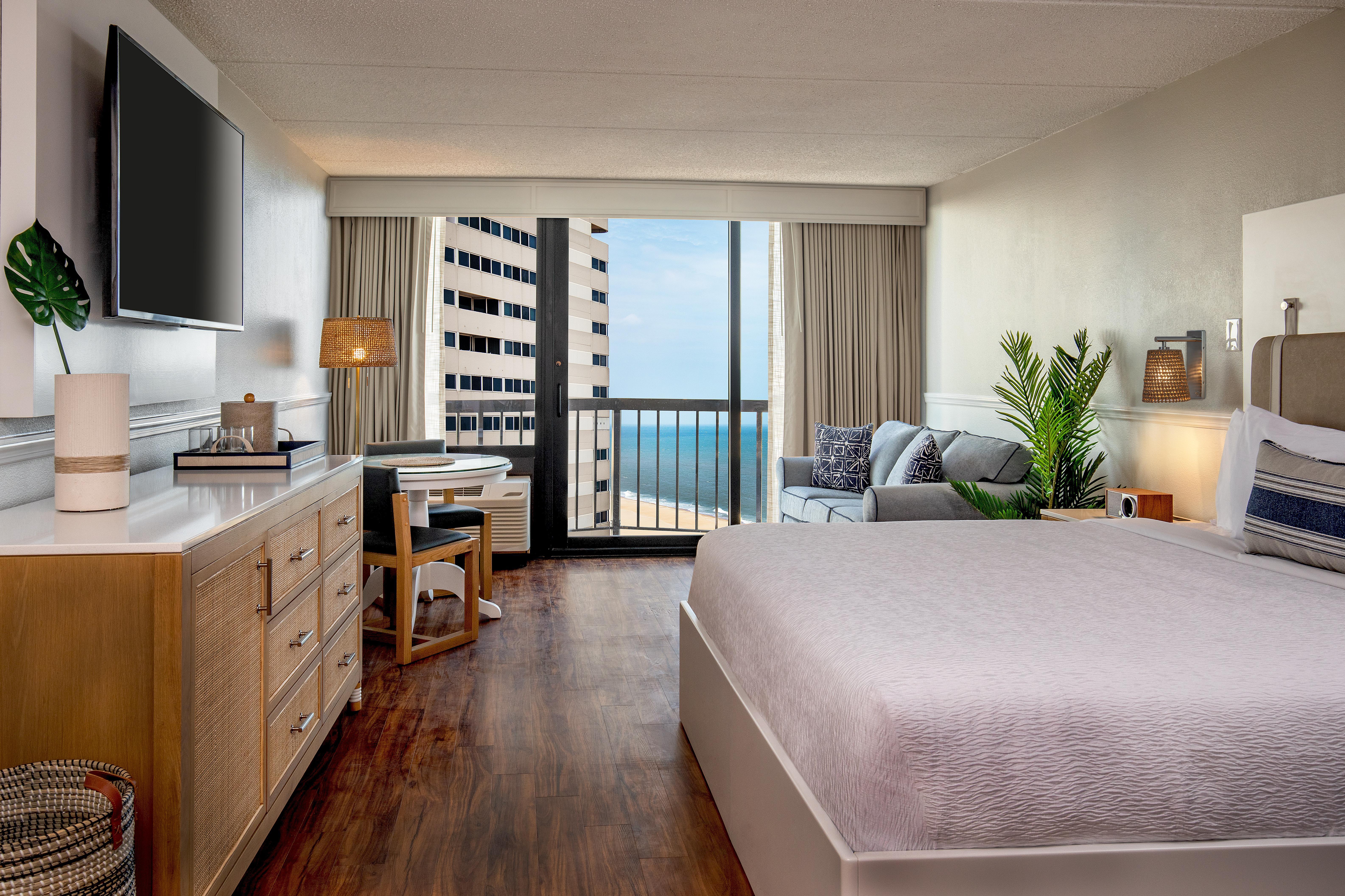 King Room with Sofa Bed and Ocean View - Oceanside