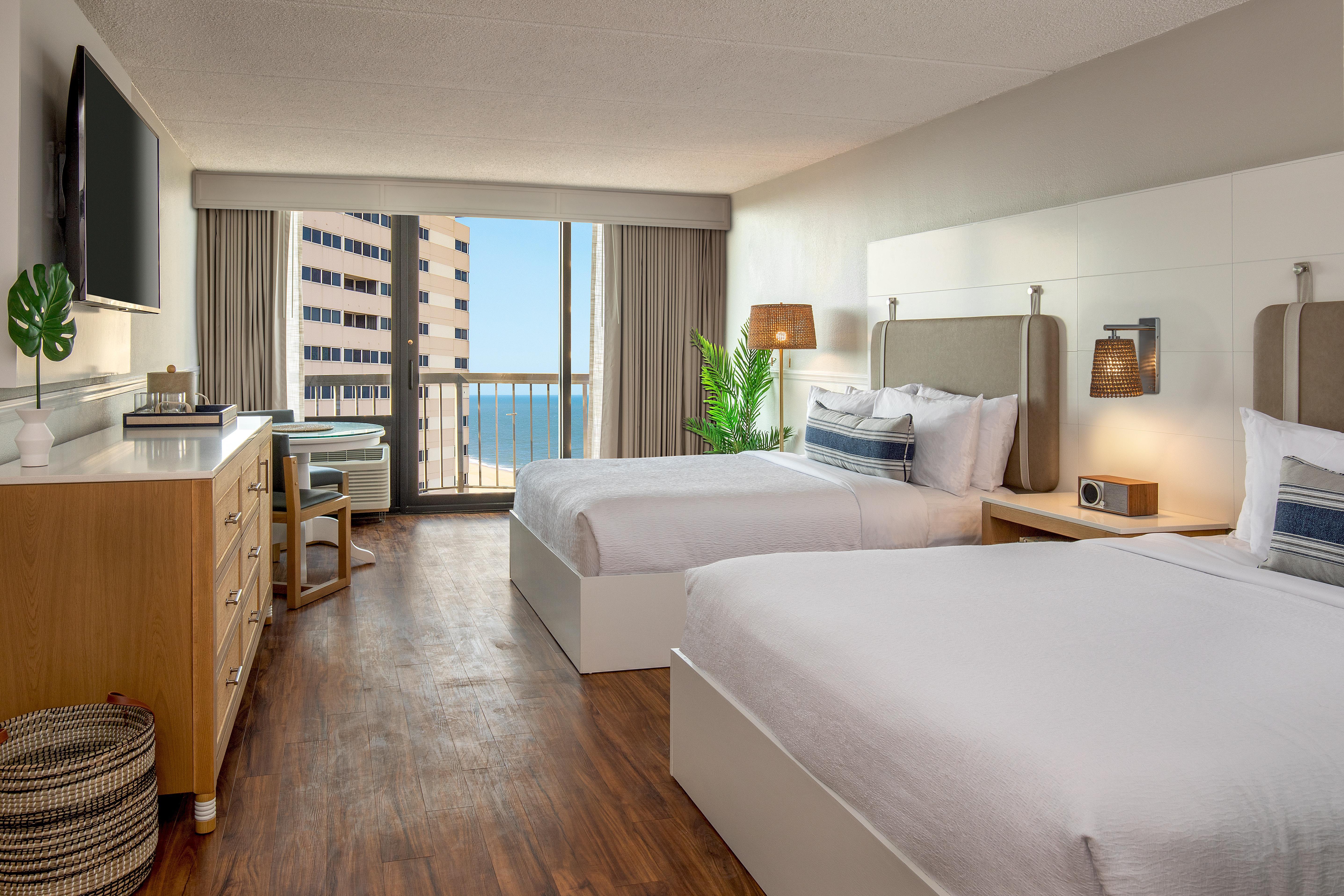Queen Room with Two Queen Beds and Ocean View - Oceanside