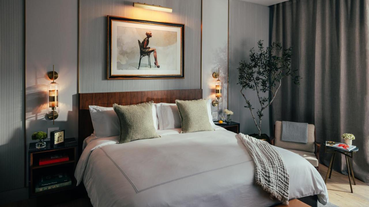 Double Room Pool View