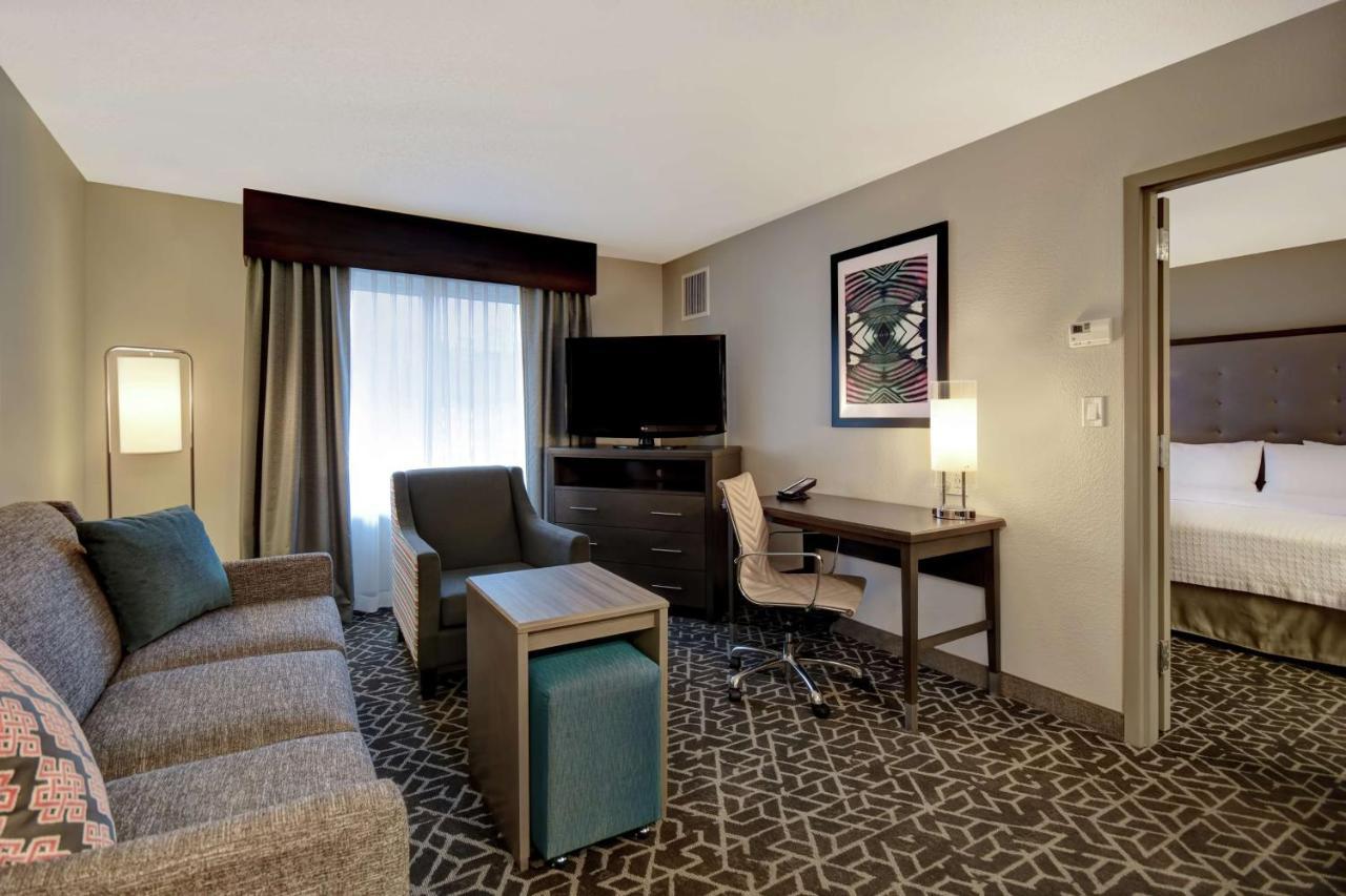 One-Bedroom King Suite Non-Smoking