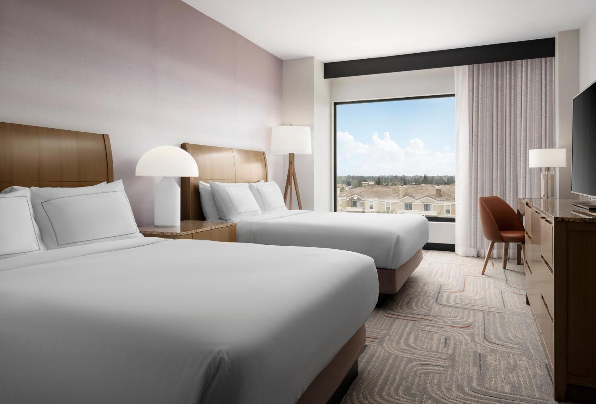 Queen Room Two Queen Beds Hearing Accessible or Non-Smoking